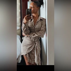 Printed wrap dress